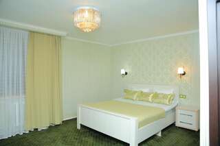 Отель Aska Hotel Naryn Улучшенный двухместный номер с 1 кроватью-3